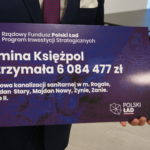 Wręczenie symbolicznego czeku Rządowego Funduszu Polski Ład